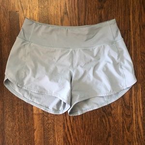 Lululemon Speed Up Short 4" Size 6